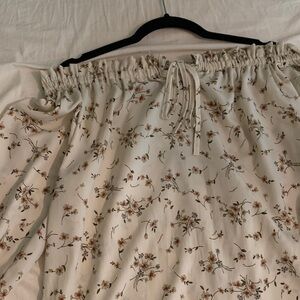 Floral off the shoulder long sleeve blouse